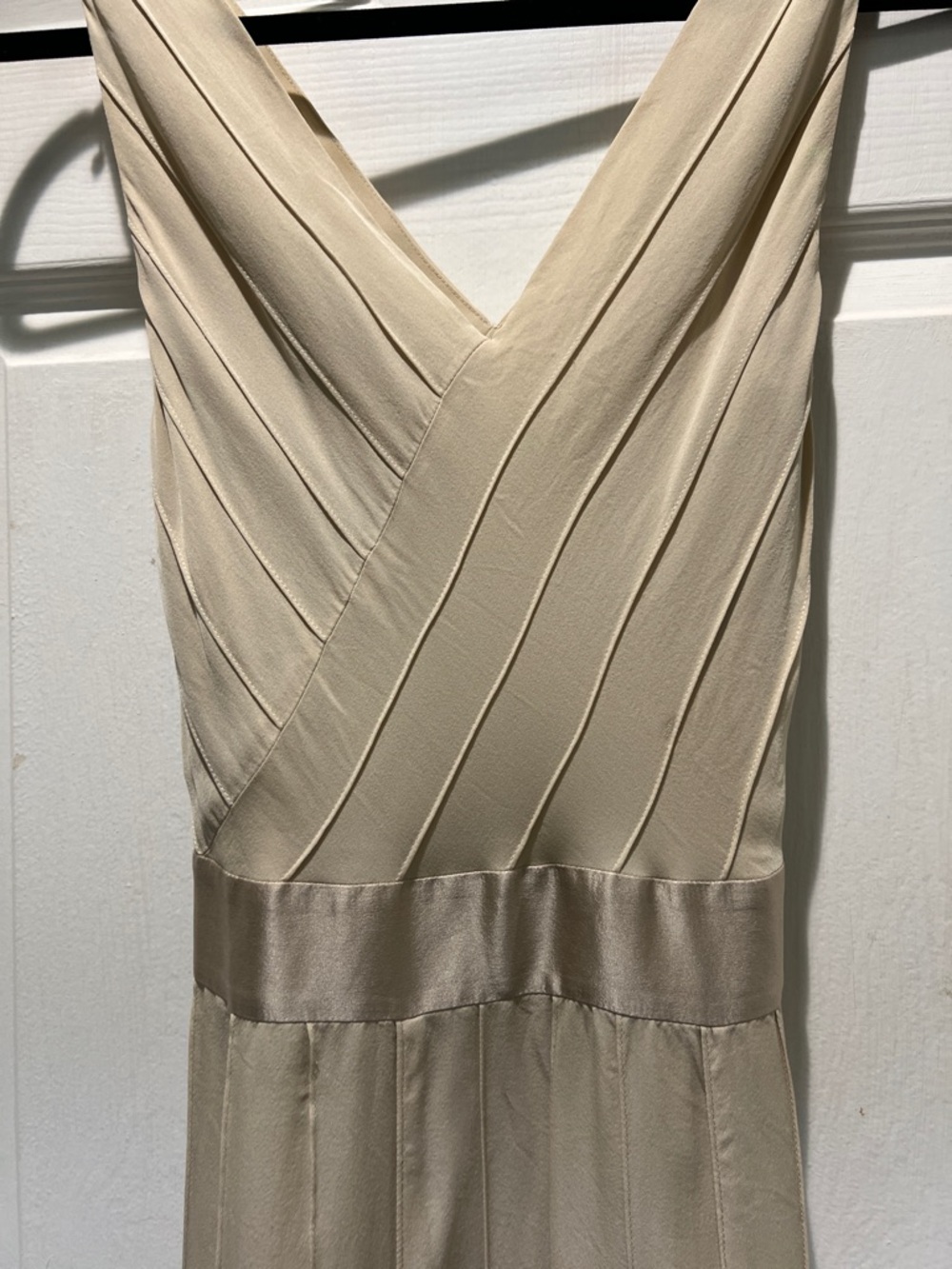 Ellen Tracy Cream V-Neck Wrap Midi Dress - Picture 4 of 6